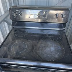 Frigidaire Black Stove Electric 