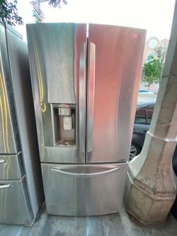 LG 33 inches Stainless Steel French Door Refrigerator