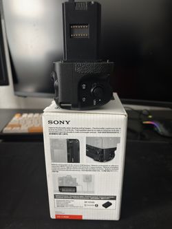 Sony VG-C4EM Vertical Grip