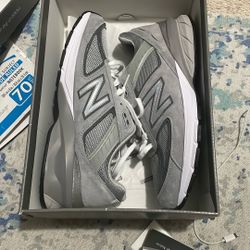 New balance 990V5