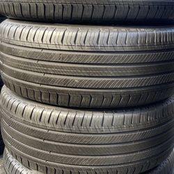 4 Llantas Usadas Michelin Primacy 235/55/19 $250 Las 4