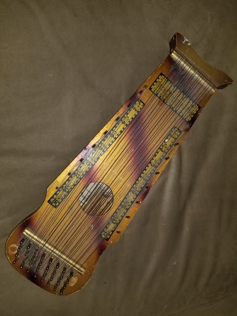 Marxochime Colony Violin-Uke (Ukelin) 1935