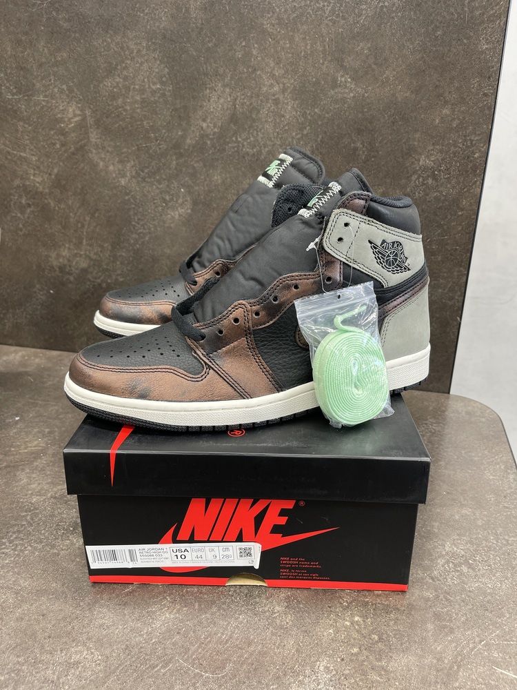 Nike Air Jordan 1 High Light Army Rust Shadow Patina Size 10 555088 033
