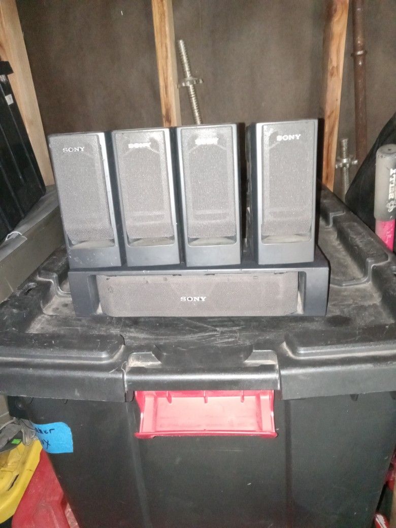 Sony Speaker System SS-v130 100watts & SS-CN130 120watts
