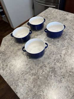 Set Of 4 Porcelain Soup Bowls With Handles