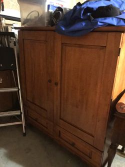 Dresser/tv/storage