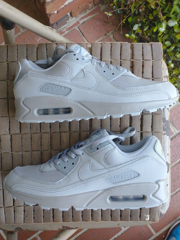New Nike Air Max 90 Men Size 12 Wolf Grey