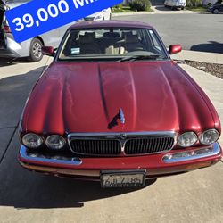 2000 Jaguar XJ8