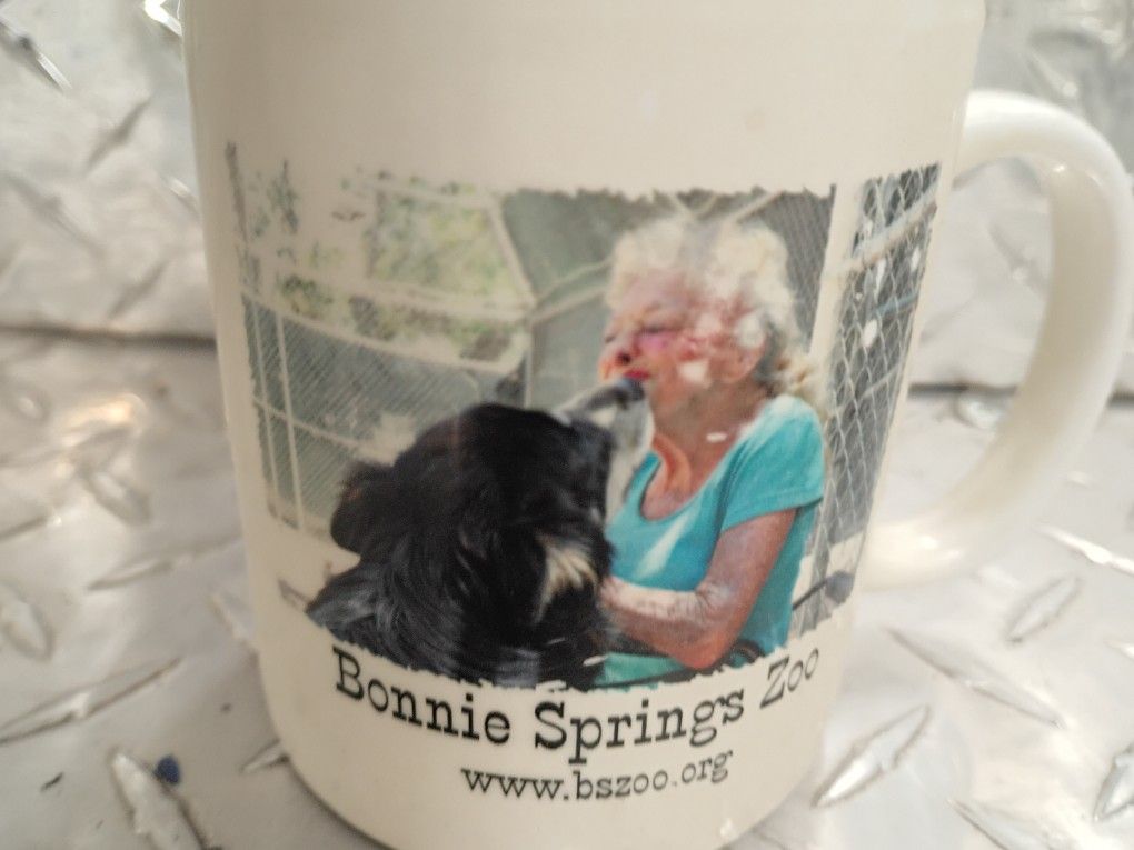 Bonnie Springs Collectible Set – Mug w/ Owner Photo + Petrified Wood + Vintage Restaurant Glass – $25 (Set)