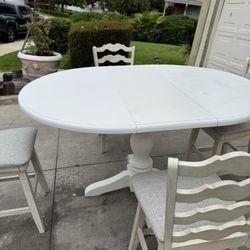 Rustic Dining Table With 4 Barstools (Like New)