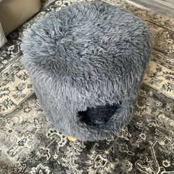 Set Of 2 Pet Coves/Sofa Footstools 