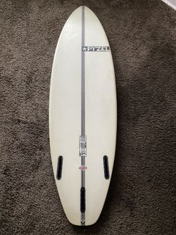 Pyzel Surfboards - Radius - Epoxy - 6’ - 28.5L