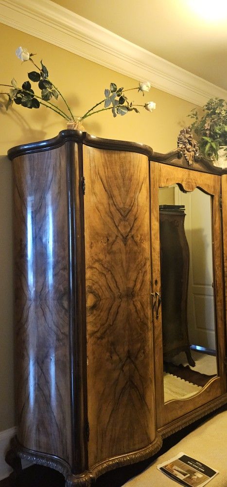 VENETIAN BURL WALNUT TRIPLE ARMOIRE