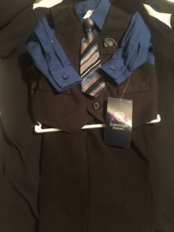 Boy suit 12m NWT