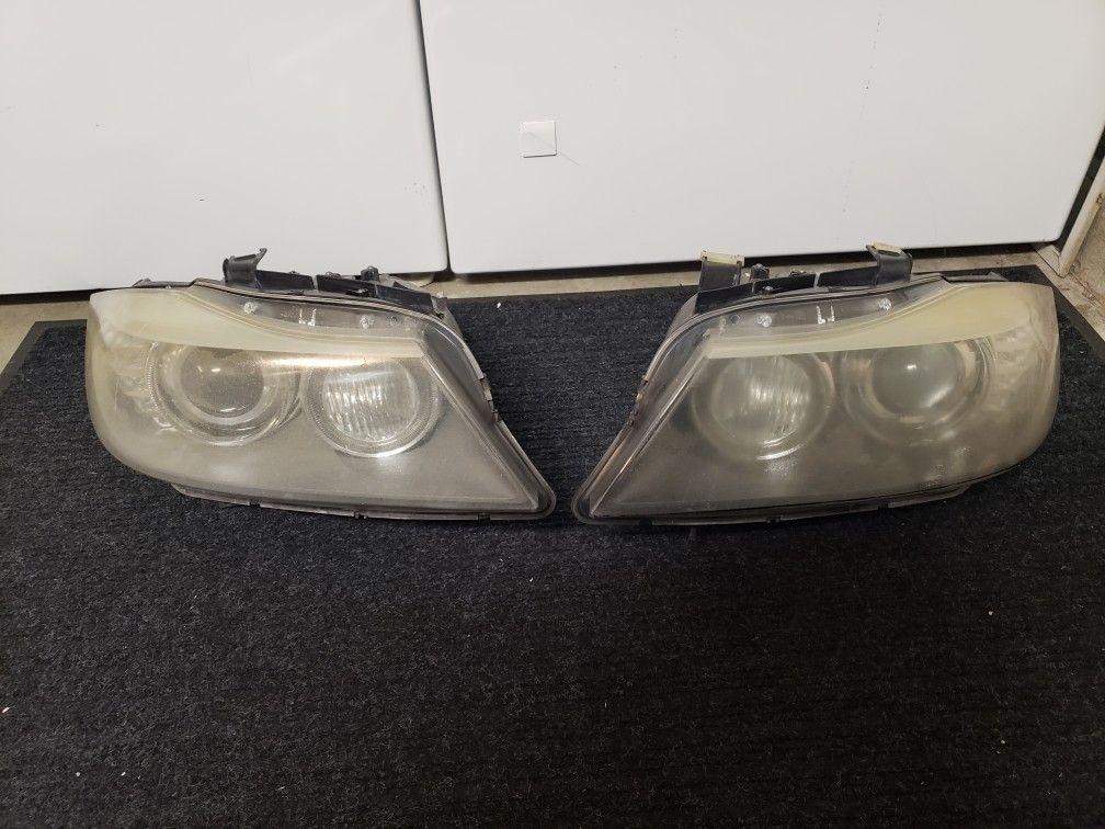 BMW Adaptive Xenon Headlights - ZKW