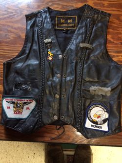 Ladies leather biker vest