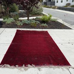 Persian Rug 10 feet x 6 1/2 feet