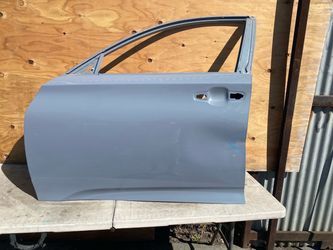 2018-2022 front Door Honda Accord left driving side OEM