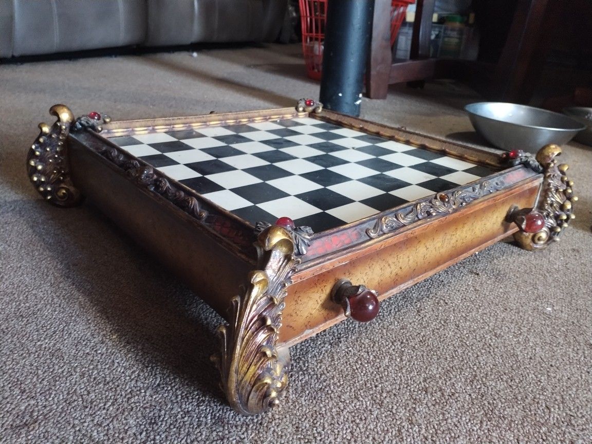 Antique Animal Chess Set