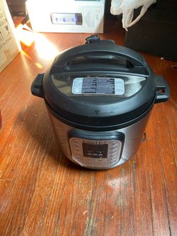 Instant pot - pressure cooker