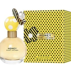 Marc Jacobs Honey