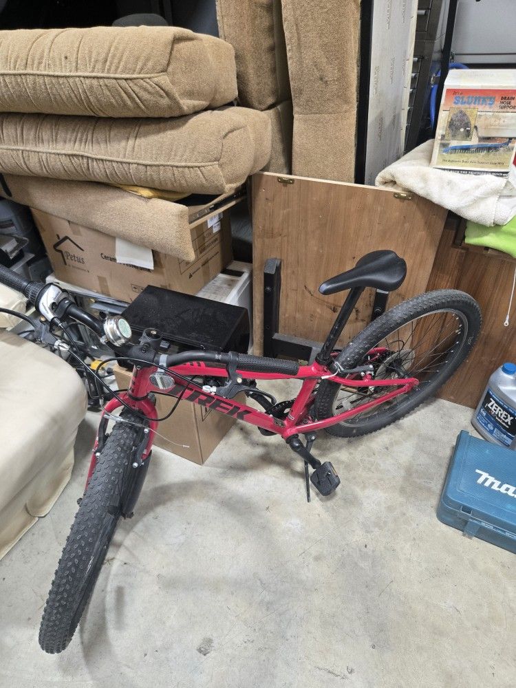Trek Mountain Bike