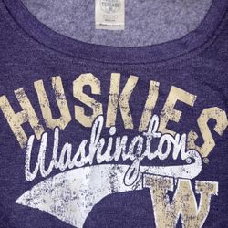 Neither Huskies Sweatshirt/shirt Sz Small. READ BELOW 