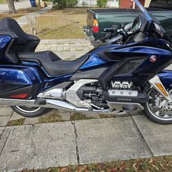 2018 Honda Goldwing - Almost New