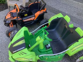 Kids battery-powered UTVs