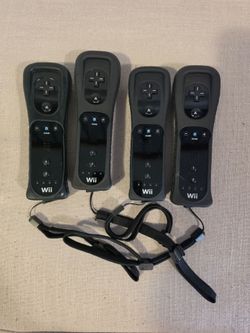 Black OEM Nintendo Wii controller Tested and working Price is for each one