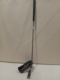 2005 Scotty Cameron My Girl limited edition.