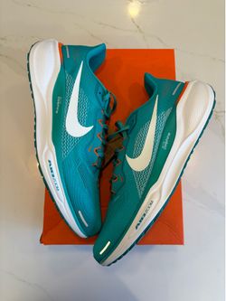Brand new Nike Pegasus 41 Miami dolphins size 12 men’s