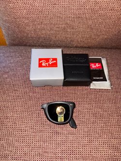 Ray-Ban Wayfarer Folding Classic – Matte Black Green Lens