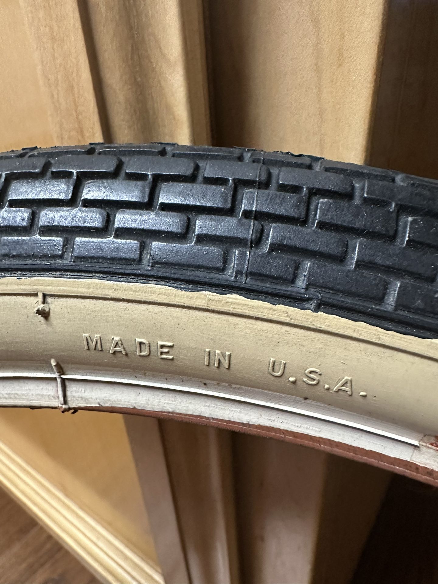 Schwinn Stingray Westwind 1964 64 Tires tire NOS white wall whitewall