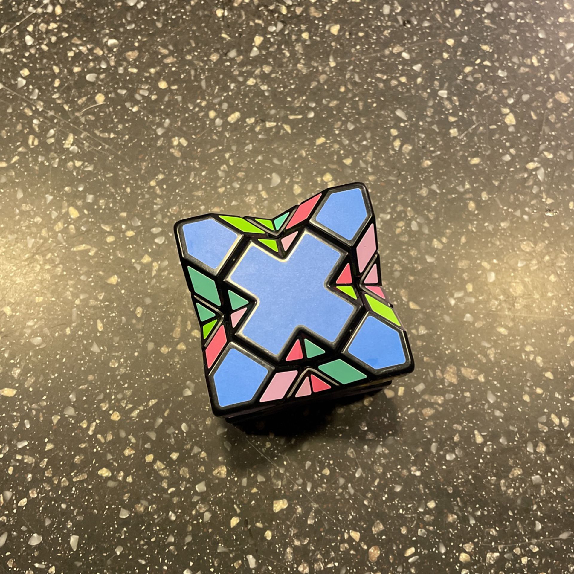 “X” Shaped Rubix Cube