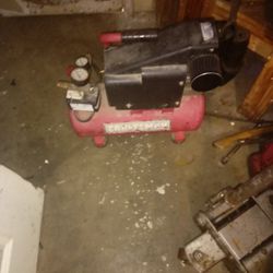 $30 Compressor 150psi