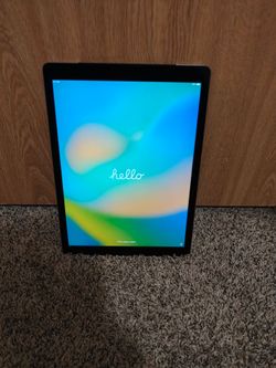 Apple iPad Pro 12.9" 1st Gen - 256GB - Gray - WiFi + Verizon