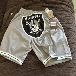 mitchell &ness size small radiers 