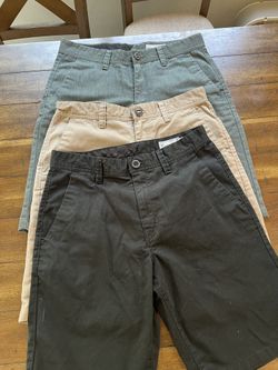Volcom Shorts Size 31(Men’s)