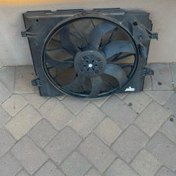 Jeep Grand Cherokee Fan Srt 6.4 Parts