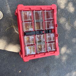 Milwaukee Pack Out Storage Shelves 