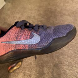 Nike Kobe 11 Easter Size 13c 