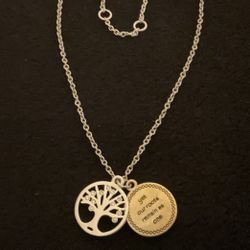 20” SilverTone Necklace With Pendant With Rhinestones,brand Name