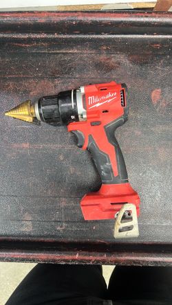Milwaukee Brushless Cordless Drill Driver Tool Only