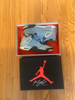 Jordan 4 Unc blue