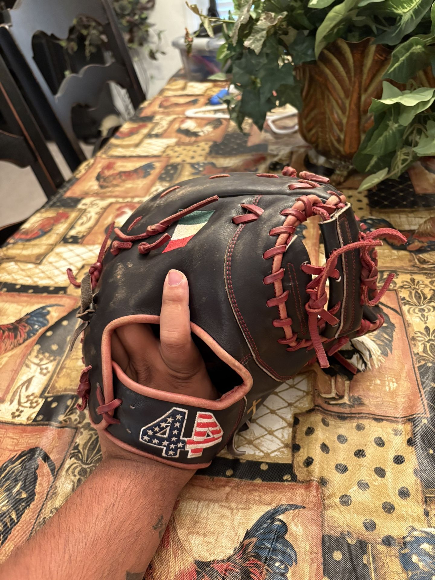 Custom 44 First-Base Gloves