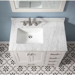 Monte 36in.W X22in.DX35.4 in.H Bathroom Vanity in White with Marble Stone Vanity Top in White with Single White Sink