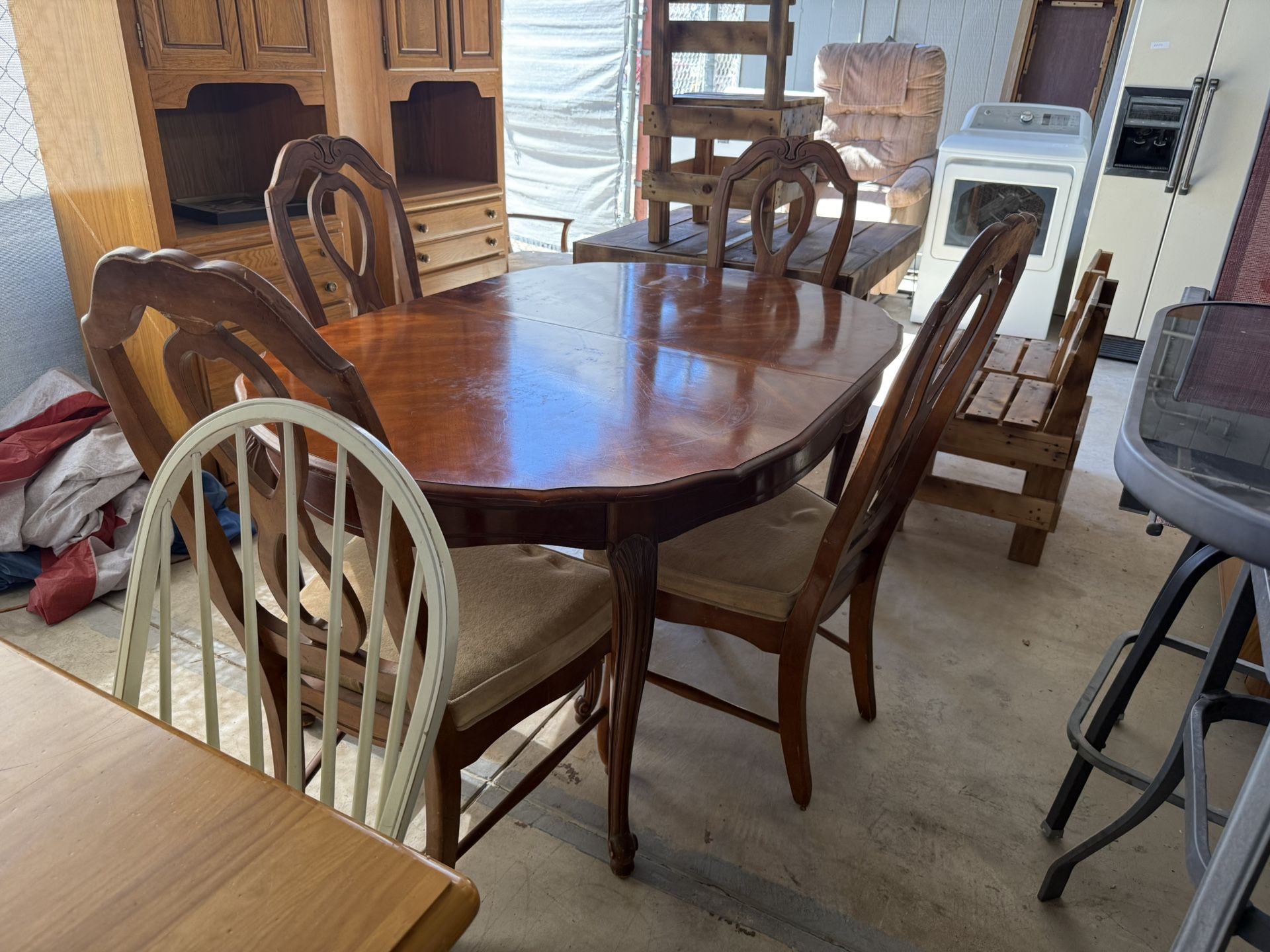 Dinning Table 4 Chairs