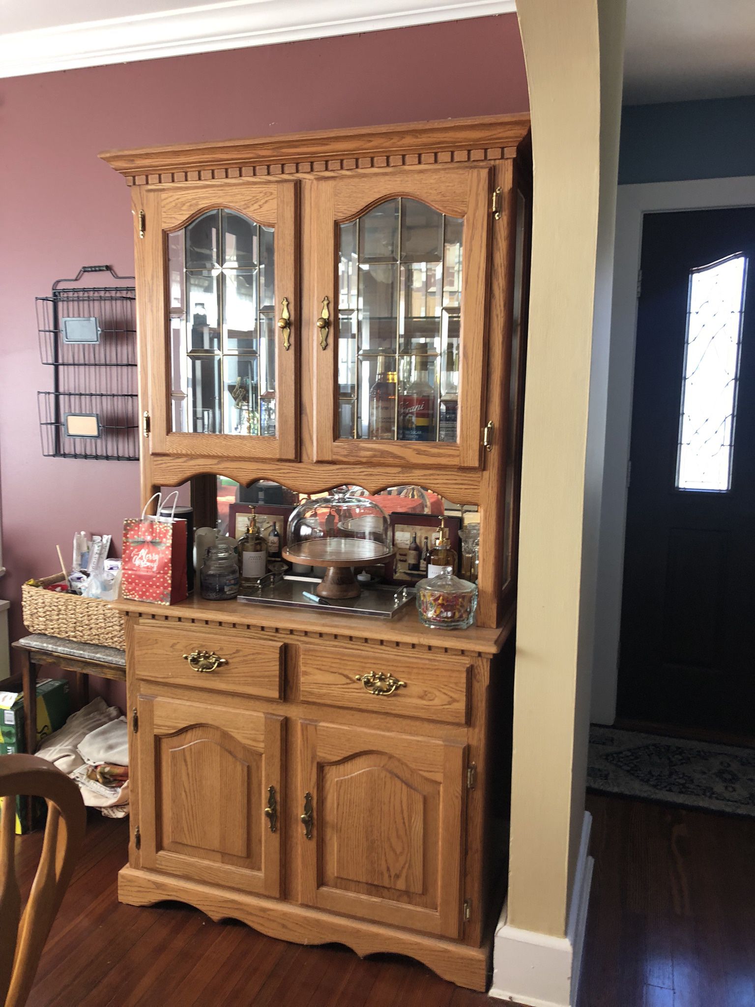 China Cabinet And Table 6 Chairs