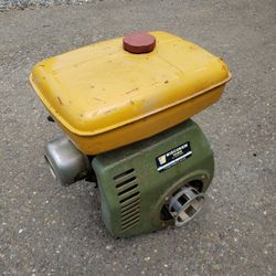 Vintage Wisconsin Robin Air Cooled Engine 